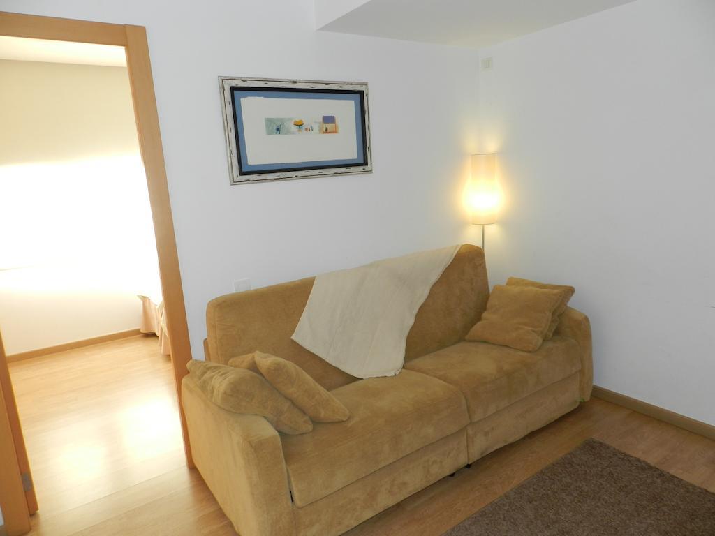 Apartaments Travessera-Parc Gueell Barcelona Zewnętrze zdjęcie